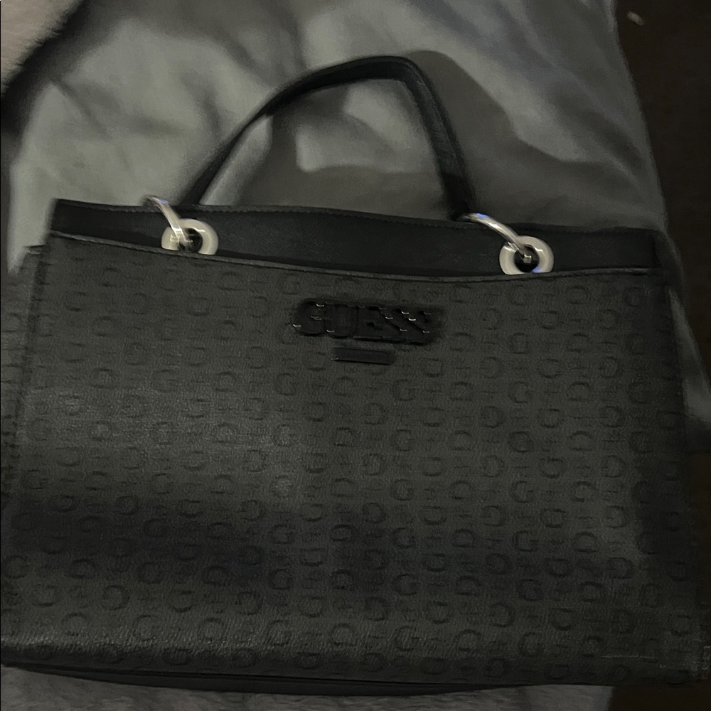 GUESS Elegant Black Tote